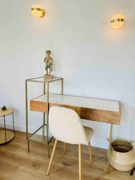 Marne La Vallee Apartment Serris Exterior photo